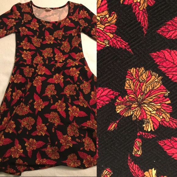 LuLaRoe Dresses & Skirts - EUC LuLaRoe 2X Leaf Pattern Dress